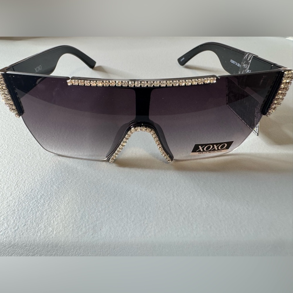 XOXO Glam Black square Sunglasses with Rhinestone Accents Y2K - Picture 5 of 5